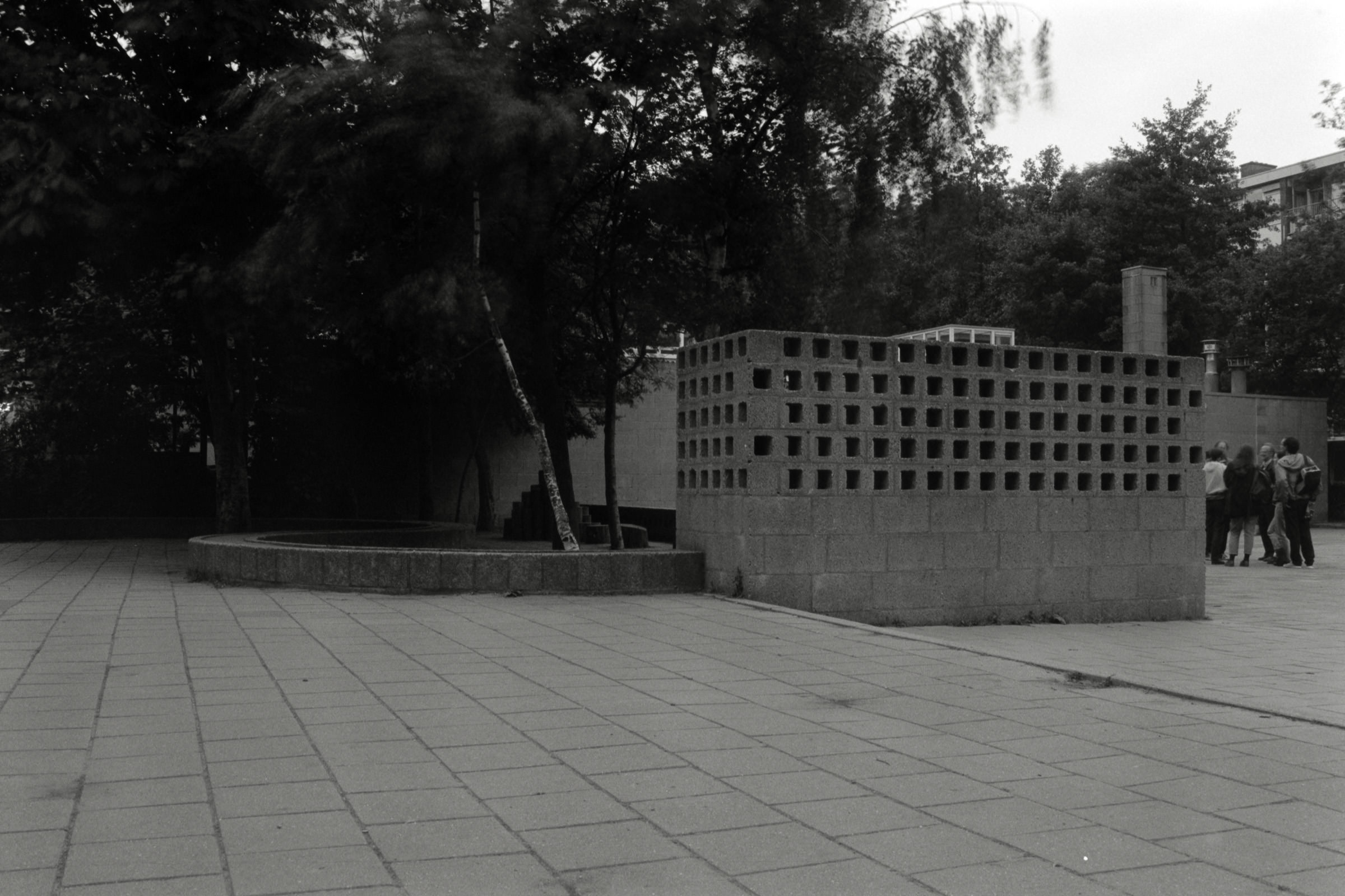 AHP F1992 06 004 sc250507 img26 NLP